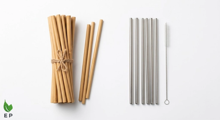 🌱 Bamboo Straws vs Stainless Steel Straws: Which Reusable Straw Is Right for You?